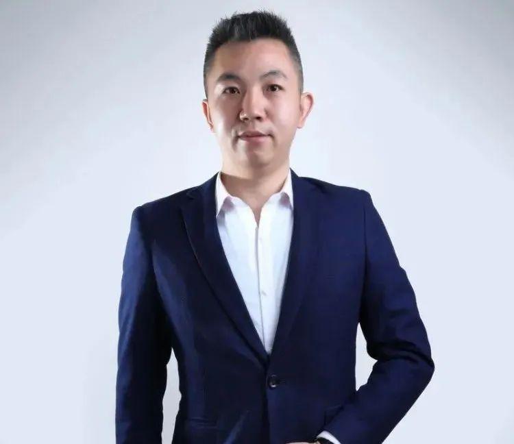 光，光，光 Valoa valoa valoa