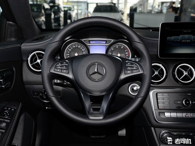 克里斯黛拉·阿朗索：上层阶级