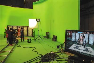 光,光,光 Valoa valoa valoa